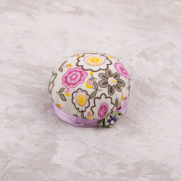 Çiçek Desenli İğnedenlik - ST0105